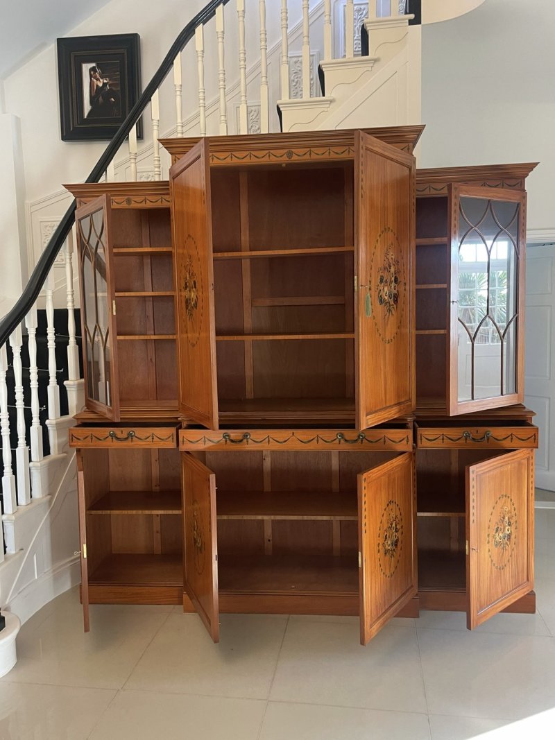 Large Quality Satinwood Breakfront Bookcase with Original Painted Decoration - Image 2
